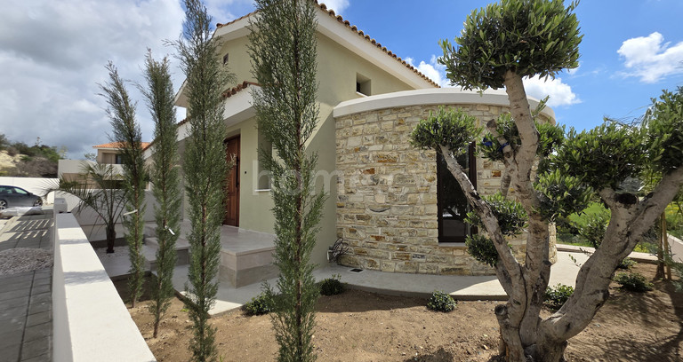 Villa for sale in Larnaca