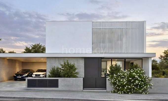 Villa in Nicosia zu verkaufen