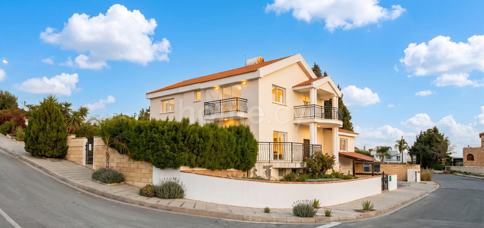 Villa for sale in Nicosia