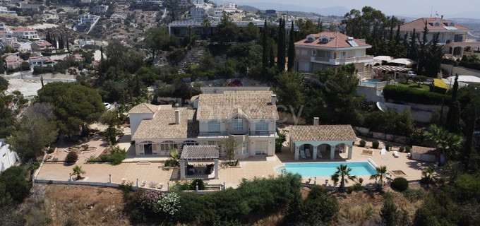 Villa for sale in Limassol