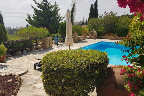 Bungalow for sale in Paphos