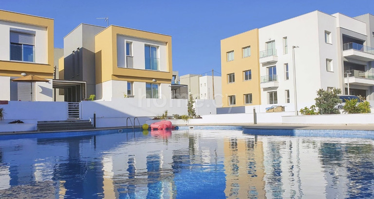 Apartment to rent in Paphos