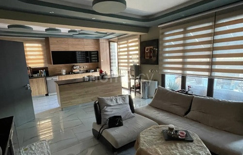 Casa semi independiente a la venta en Nicosia