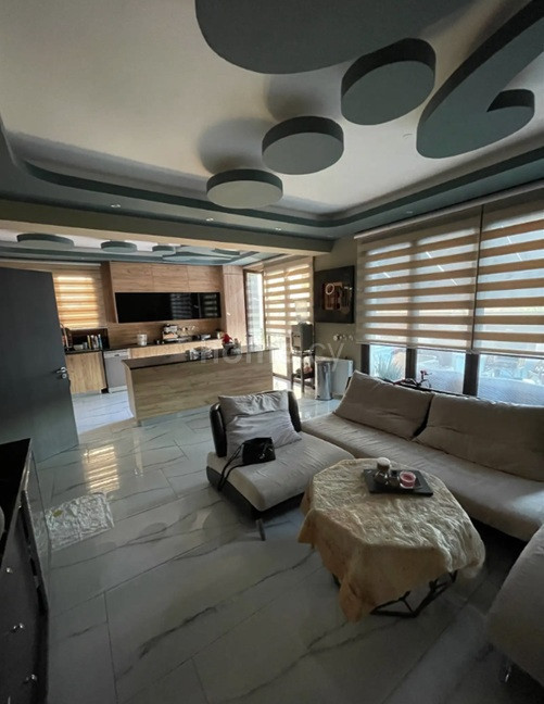 Casa semi independiente a la venta en Nicosia