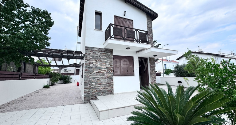 Villa to rent in Larnaca