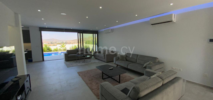 Villa in Larnaca zu verkaufen