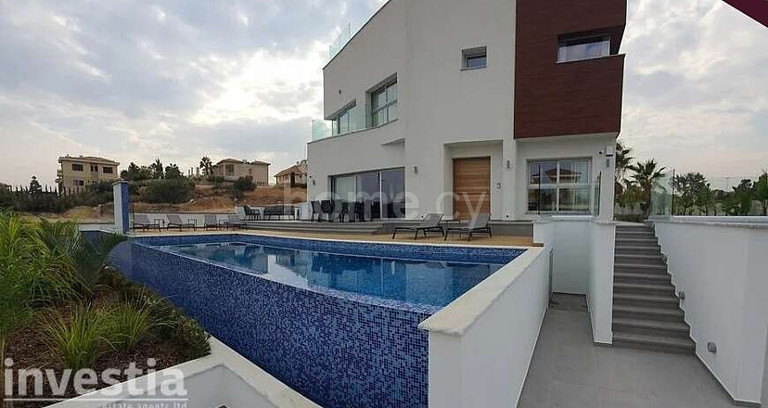 Villa in Limassol zu verkaufen