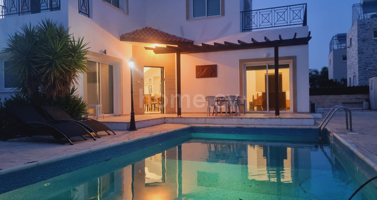 Maison à vendre à Ayia Thekla