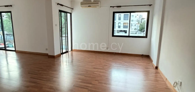 Top floor apartment to rent in Nicosia