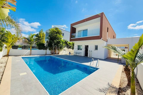 Villa to rent in Paphos