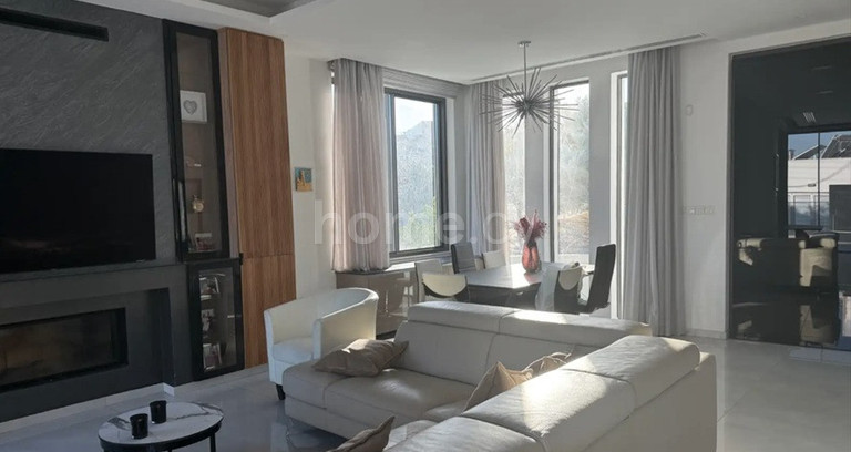 Semi-detached house to rent in Nicosia