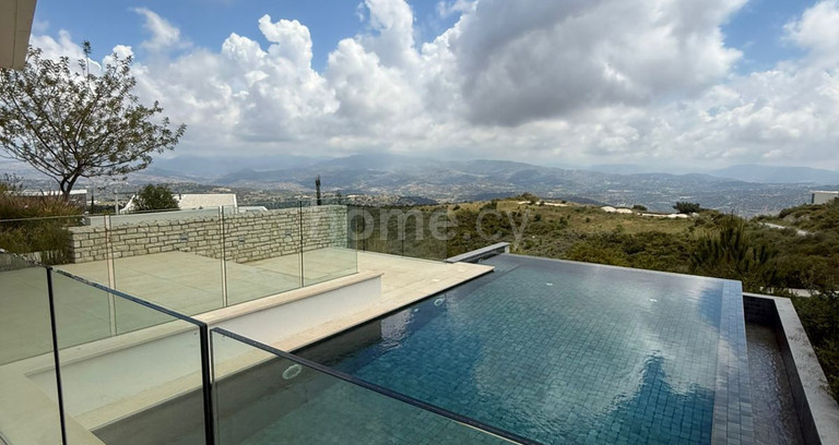Villa to rent in Paphos