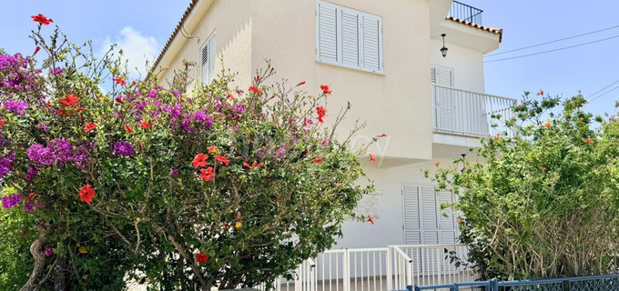Villa in Paralimni zu verkaufen