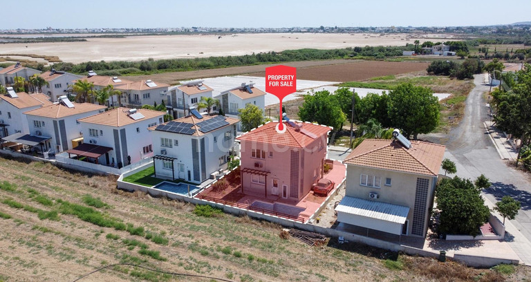 Villa à vendre à Sotira