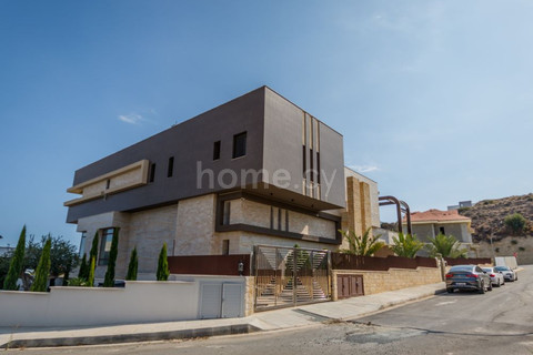 Villa for sale in Limassol