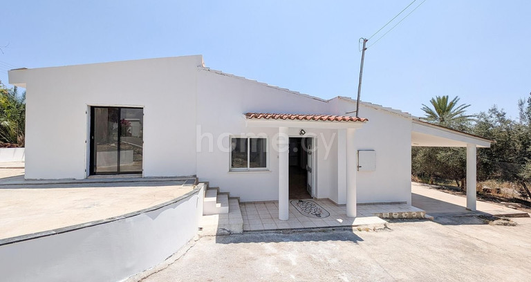 Villa for sale in Paphos