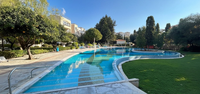 Bottenvåningslägenhet till salu i Paphos