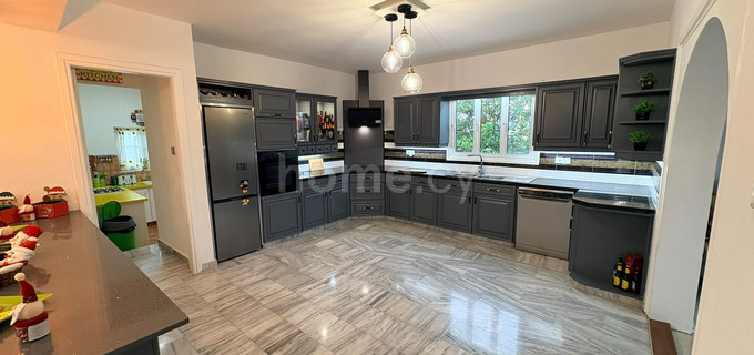 Villa for sale in Frenaros