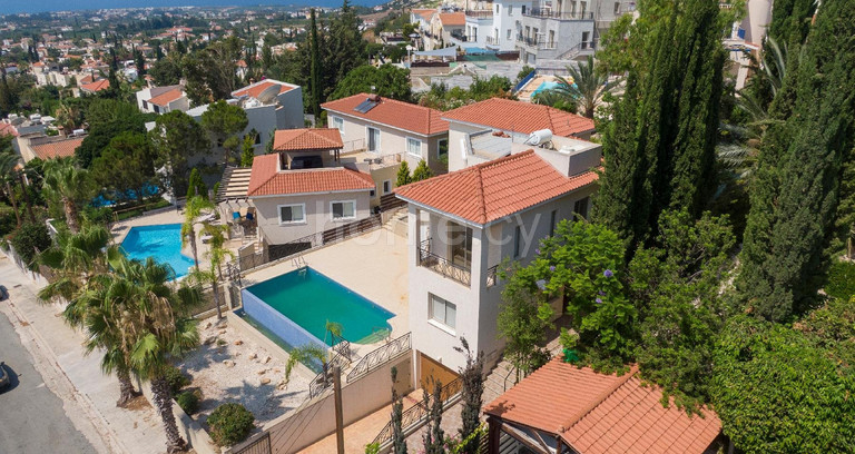 Villa for sale in Paphos