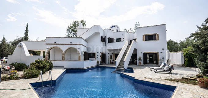 Villa for sale in Larnaca