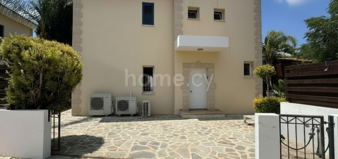 Villa in Ayia Triada zu verkaufen