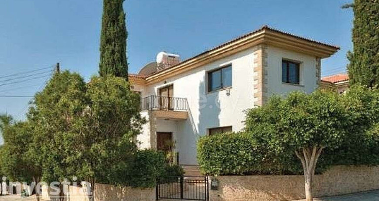 Villa for sale in Limassol