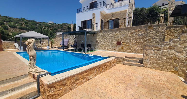 Villa for sale in Paphos
