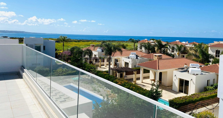 Villa a la venta en Peyia