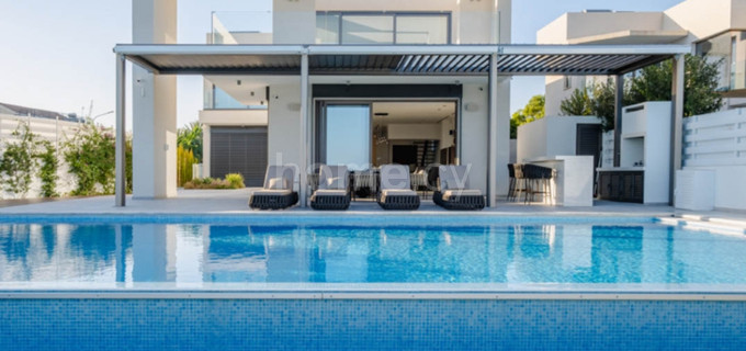 Casa a la venta en Ayia Thekla