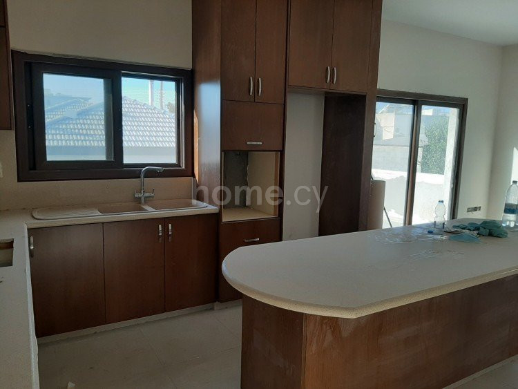 Villa to rent in Limassol