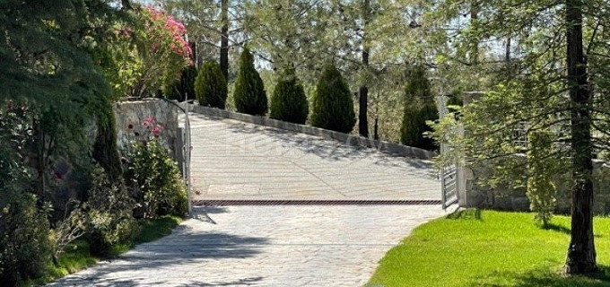 Villa à louer à Limassol