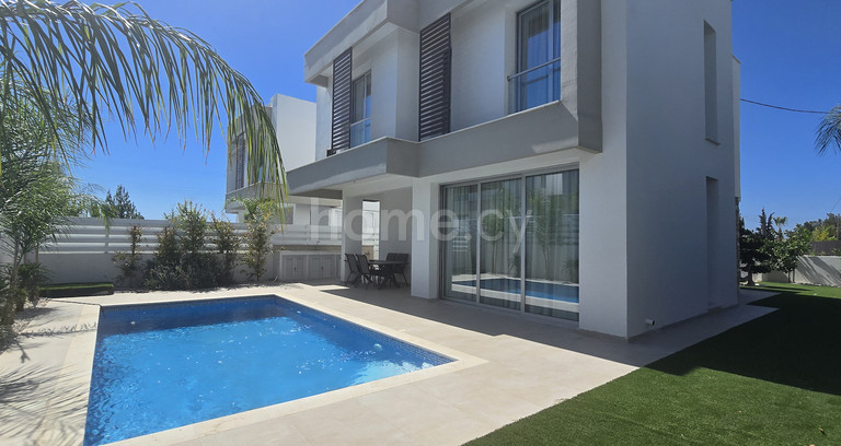 Villa to rent in Larnaca