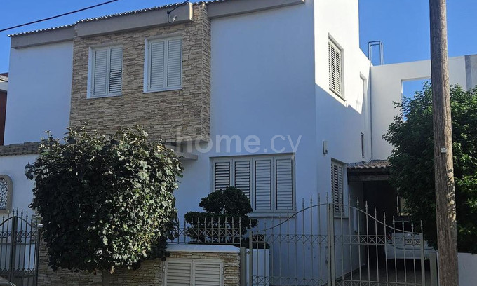 Parhus till salu i Nicosia