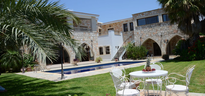 Villa in Paphos zu vermieten