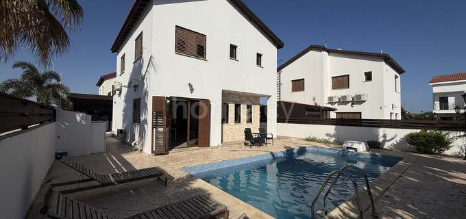 Villa a la venta en Larnaca