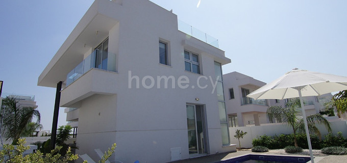 Villa in Ayia Triada zu verkaufen