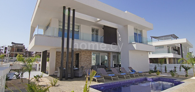 Villa for sale in Pernera