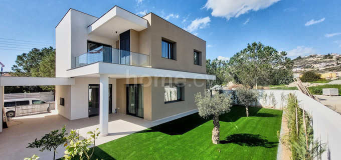 Villa to rent in Limassol