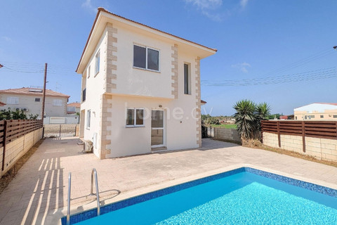 Villa for sale in Larnaca