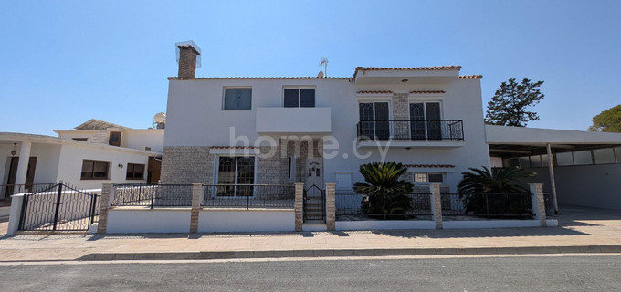 Villa for sale in Larnaca