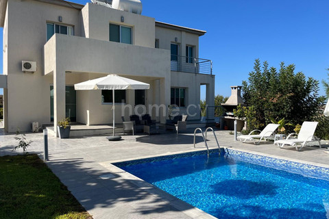 Villa to rent in Paphos