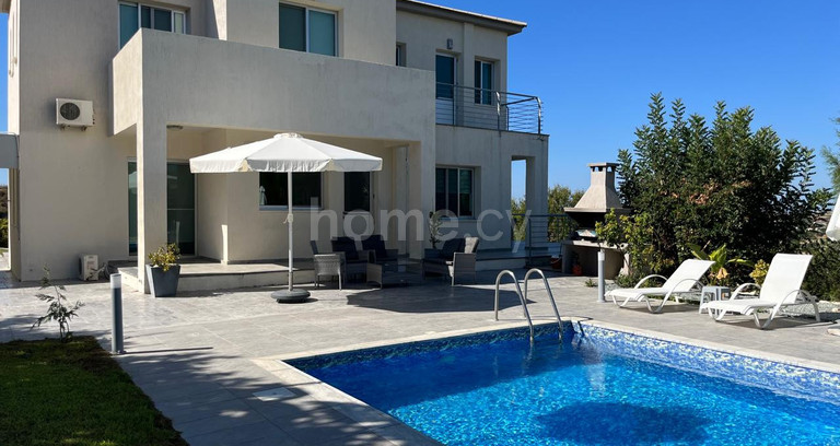 Villa to rent in Paphos