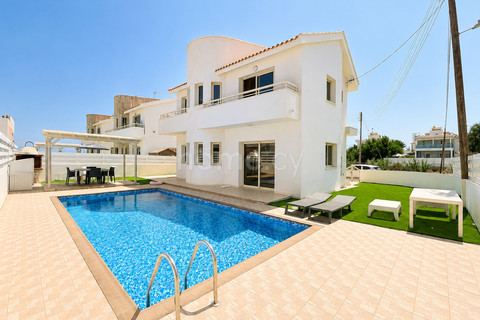Villa to rent in Kapparis