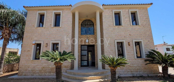 Haus in Larnaca zu verkaufen