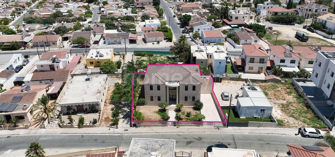 Villa in Larnaca zu verkaufen