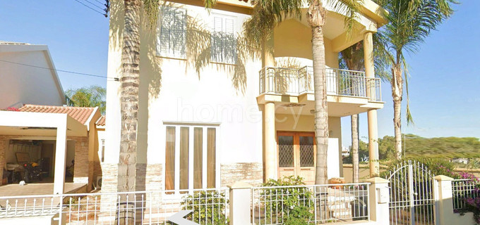 Villa for sale in Larnaca