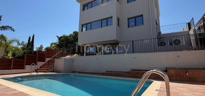 Villa to rent in Limassol
