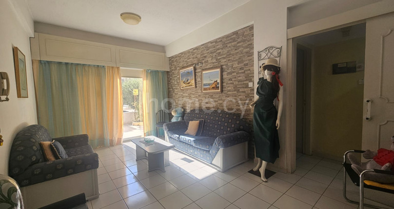 Appartement au rez-de-chaussée à vendre à Larnaca