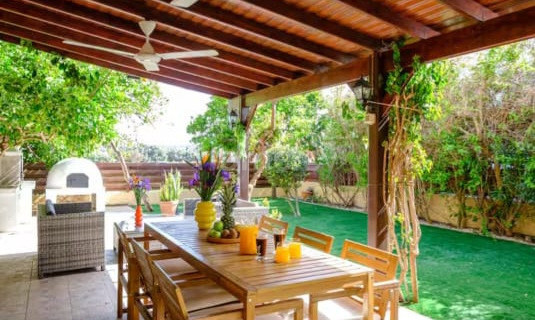 Villa para alquilar en Pernera