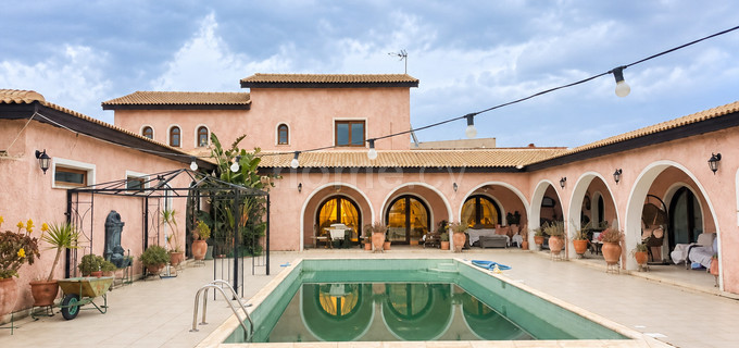 Villa till salu i Larnaca